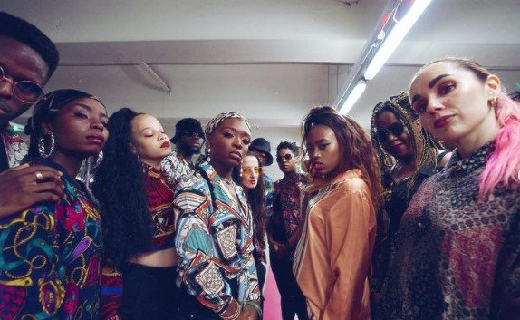 Un crew de danseurs d'Amapiano